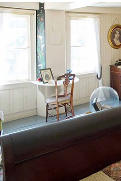 Louisa May Alcott's Shelf Desk 1868